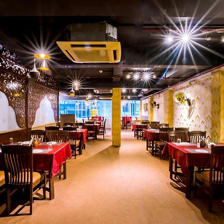 Tripli Hotels Silver Shine فاراناسي المظهر الخارجي الصورة