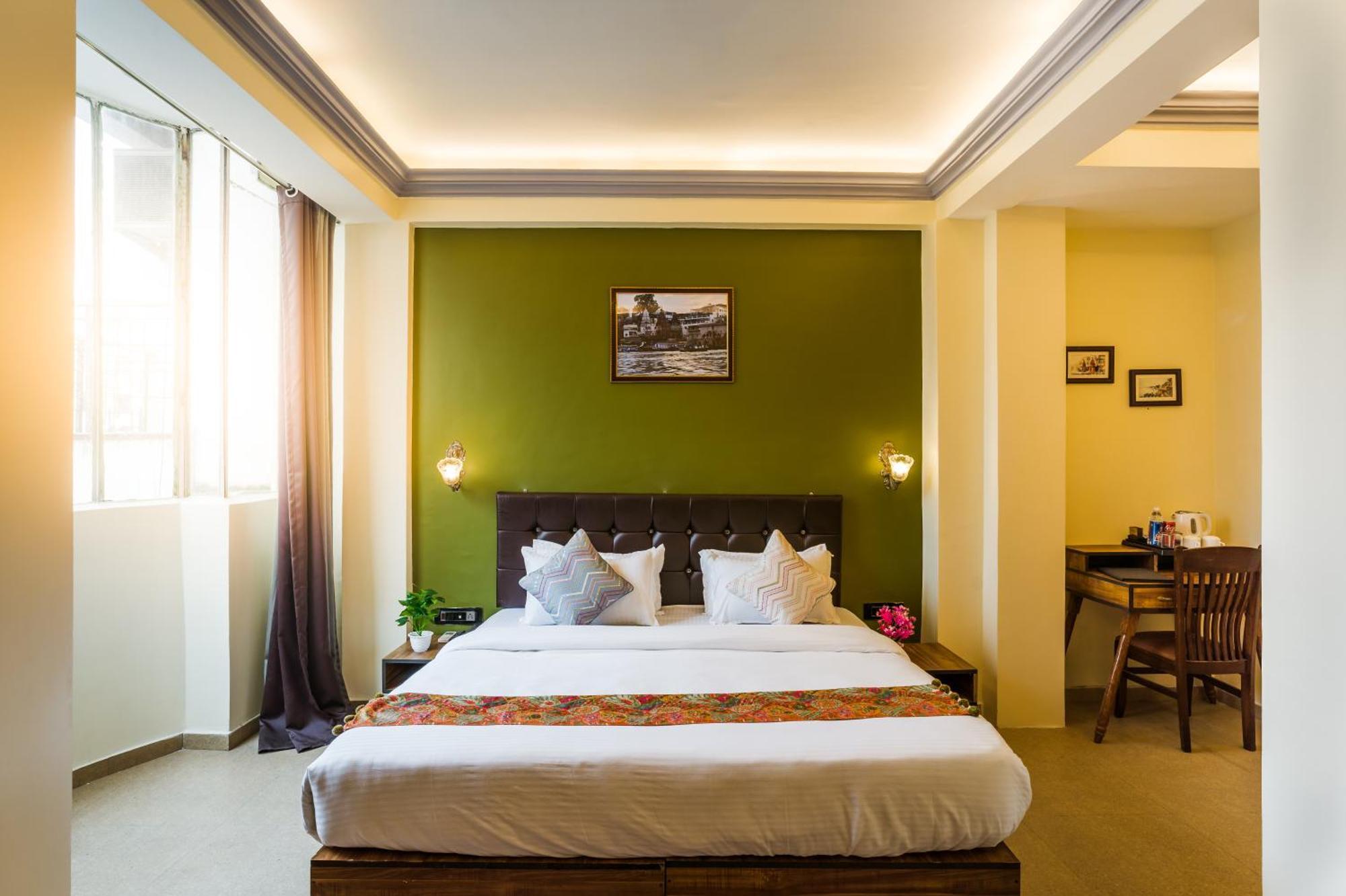 Tripli Hotels Silver Shine فاراناسي المظهر الخارجي الصورة